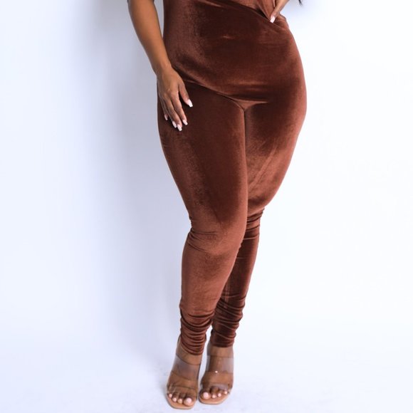 Beautiful  strapless jumpsuit with matching Cardigan Jacket.  - Picture 5 of 6